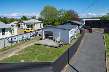 6 and 6A Tawa Street_3