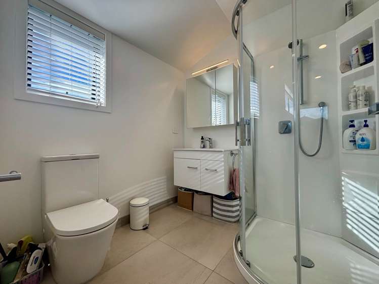 4 Whero Way Orewa_7