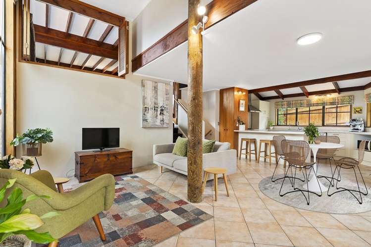 2/3 Lynngate Place Hillcrest_4