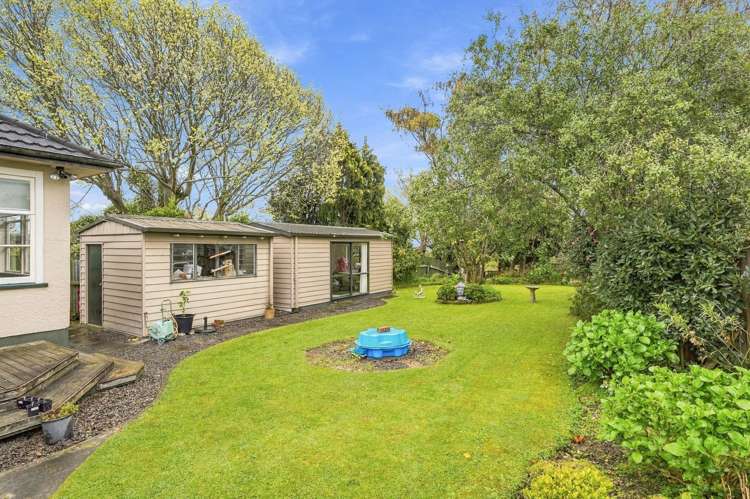 8 Hutchison Crescent Durie Hill_15