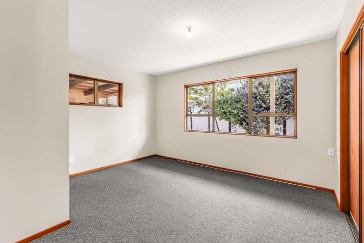 2/12 Arapiki Road Stoke_6