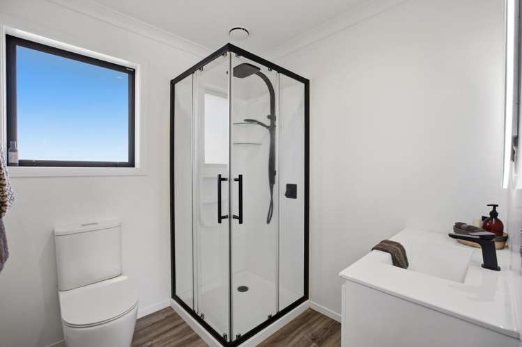 16 Thomas Way Brightwater_16