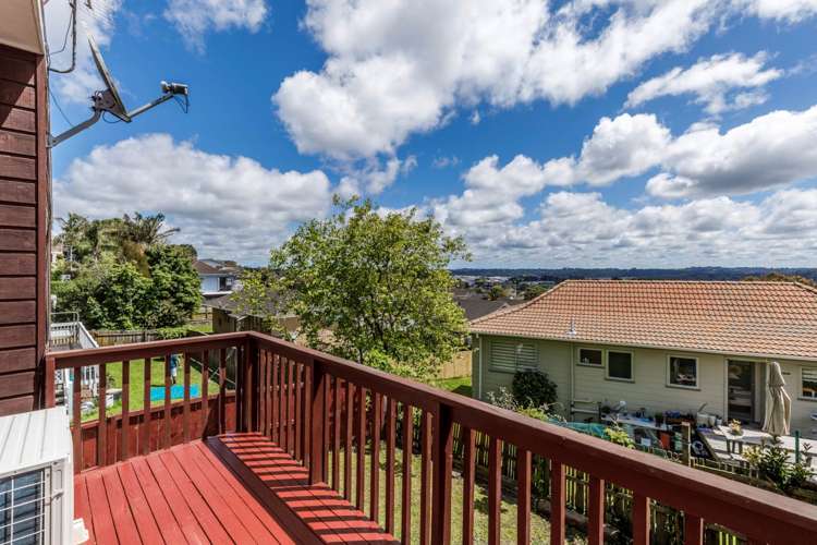 2/148 Sunset Road Unsworth Heights_23