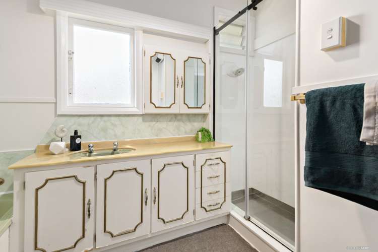 58 Galloway Street Hamilton East_10