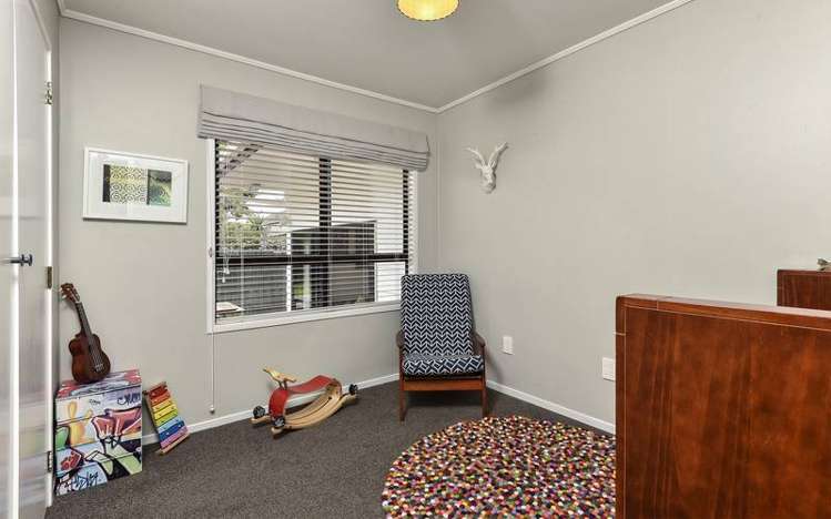 84 Fonteyn Street Avondale_11