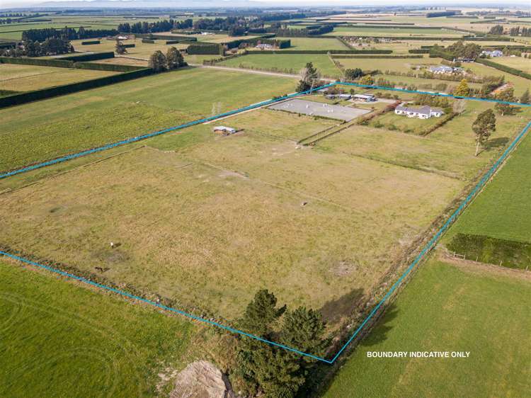 695 Essendon Road Darfield_30