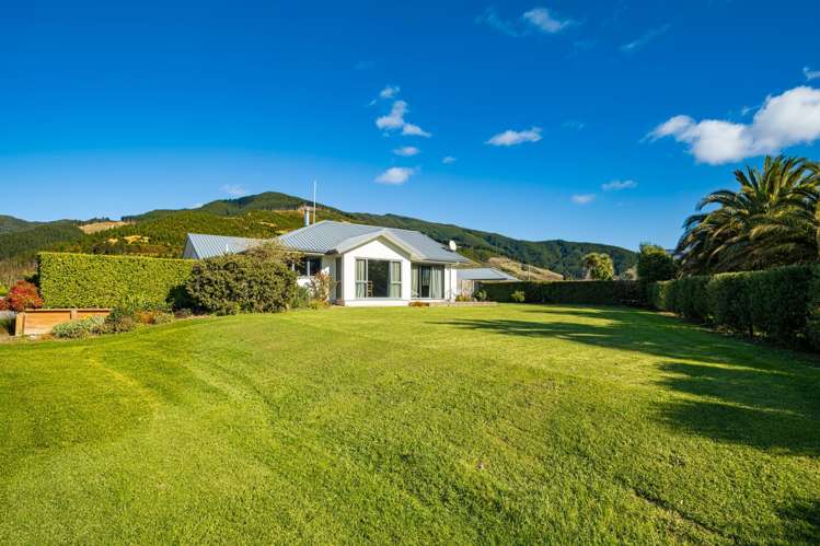 1594 Queen Charlotte Drive Marlborough Sounds_7