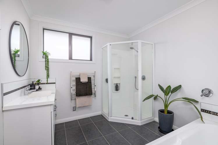 8 Spruce Close Alexandra_15