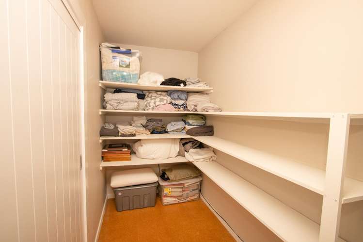 175 Middle Road Allenton_32