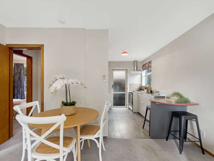 2/43 Whitmore Street Edgeware_2