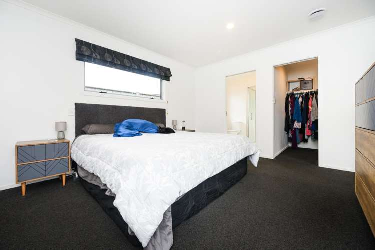 17 Lorenzo Place Kelvin Grove_11