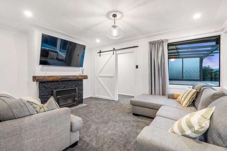 16 Esk Place Mosgiel_12