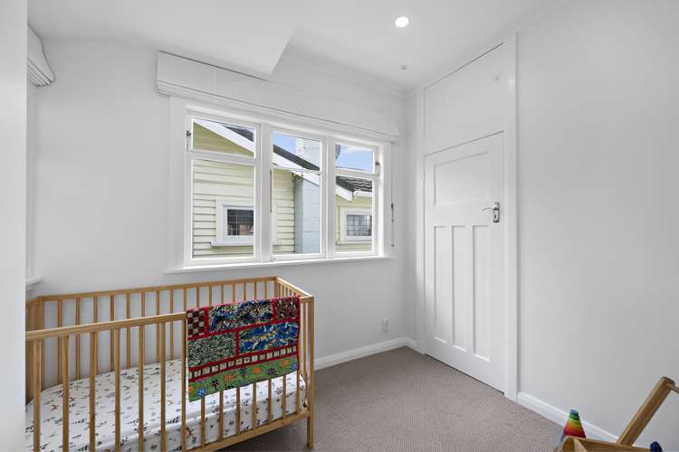6 Kowhai Street Eastbourne_13