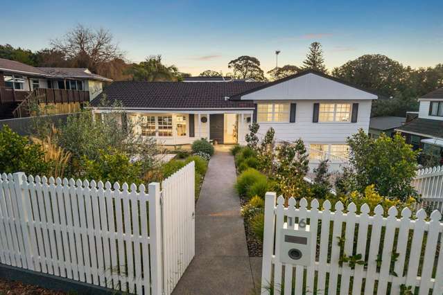 16 Pickwick Parade Mellons Bay_2