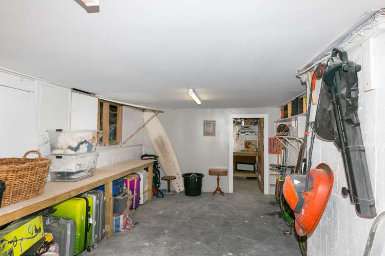 146 Owhiro Bay Parade Owhiro Bay_13