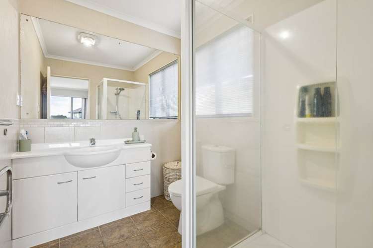 6 Ashkirk Place Wattle Downs_10