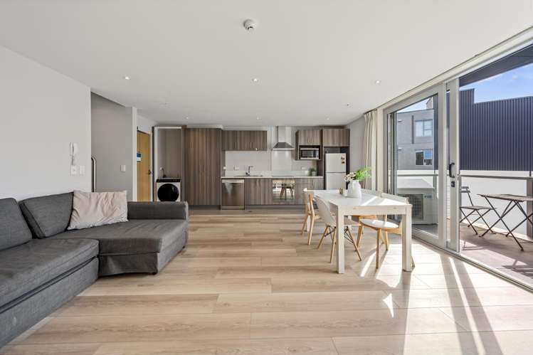 507/25 Don Mckinnon Drive_3