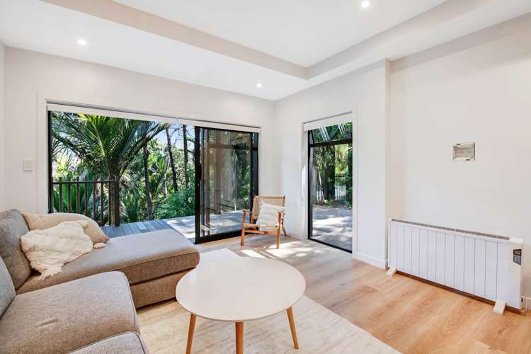 167 Motutara Road Muriwai_40