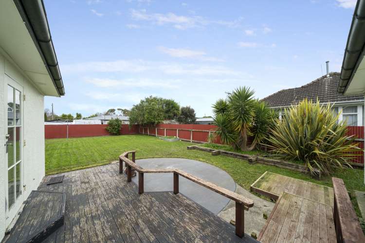 12 Bristol Crescent Roslyn_15