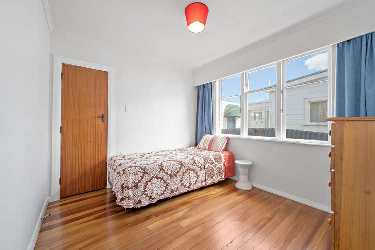 19 East Street Petone_7