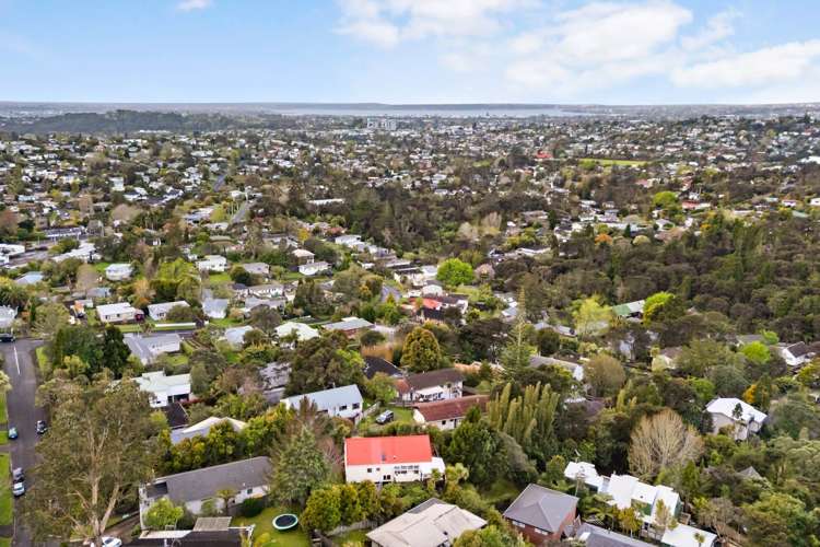 14 Longfellow Parade Glen Eden_5