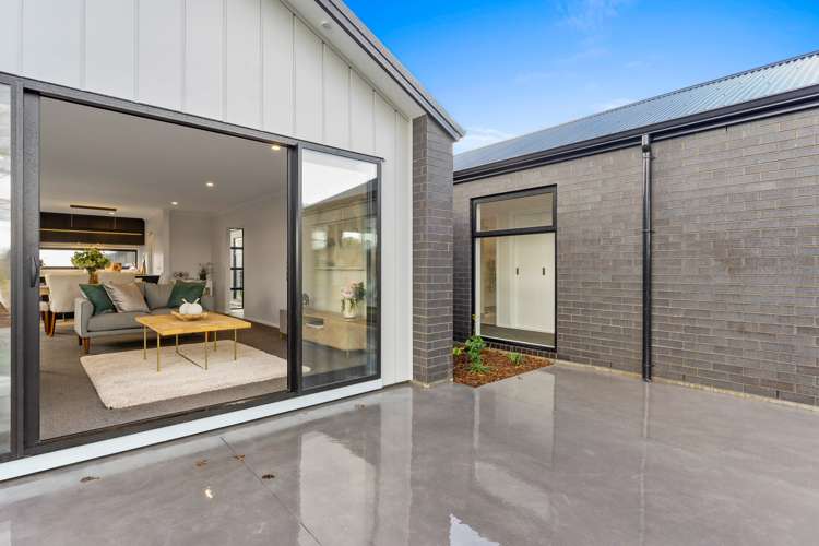 13 Puhitahi Hill Road Paerata_18