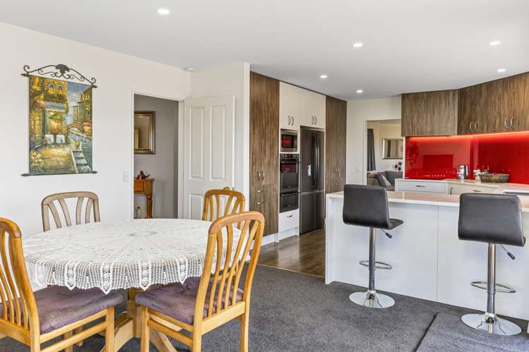 25 Kinder Street Acacia Bay_13