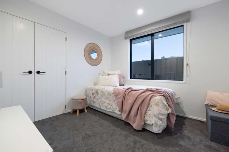 87 Awataha Crescent Pyes Pa_11