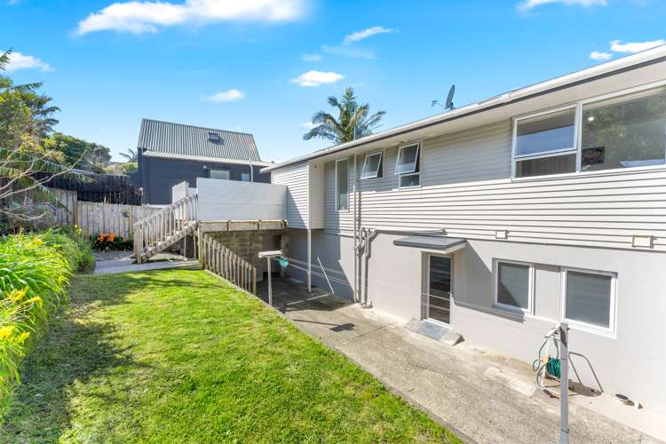 42 Swann Beach Road Stanmore Bay_12