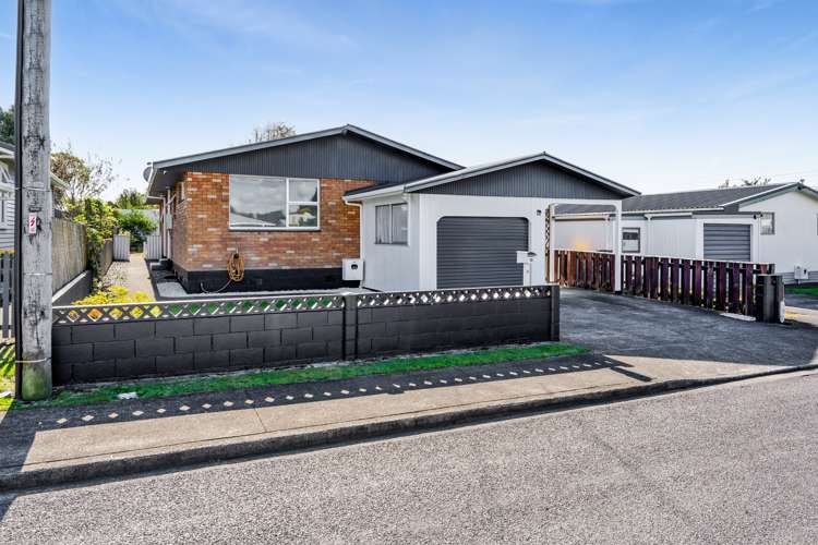 16 Walsh Road Westown_43