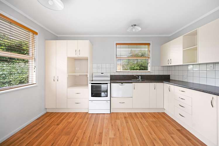 964B River Road Queenwood_2