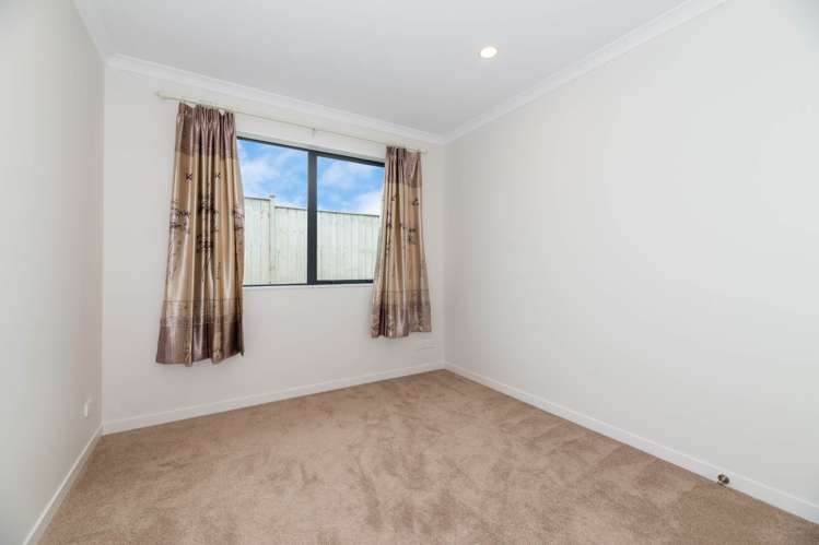 116 Pohutukawa Parade Riverhead_21