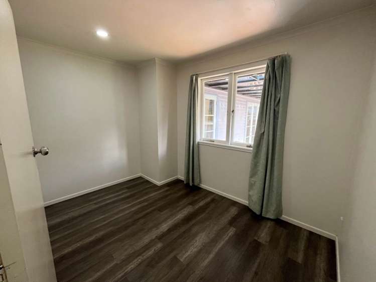 36 Freeland Avenue Mount Roskill_15