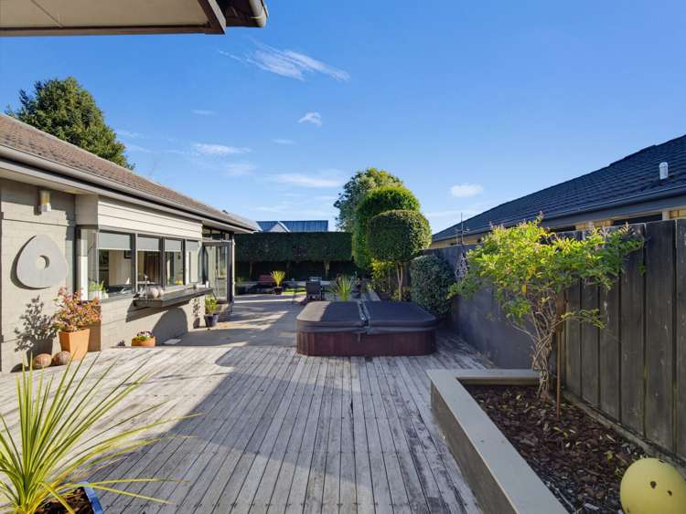 15 Stonebridge Park Drive Holdens Bay_24