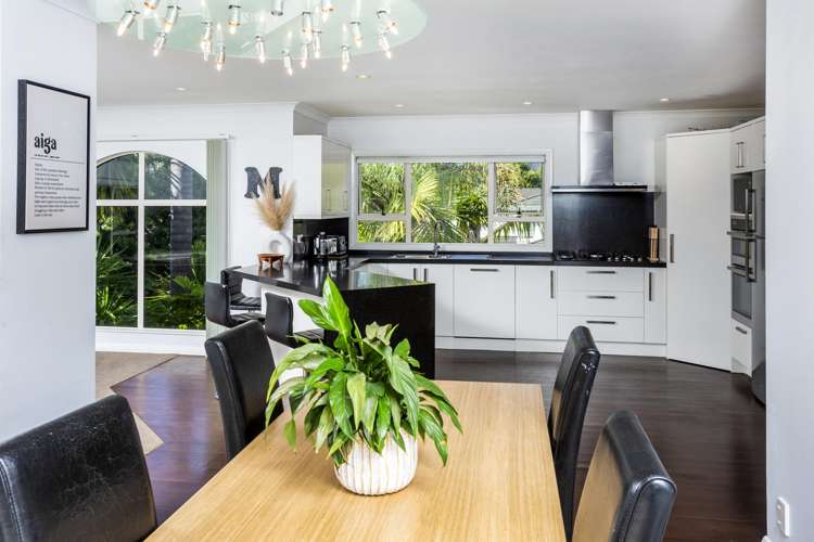 9 Falstone Lane Browns Bay_3