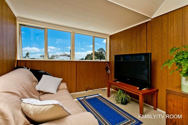 5 Rosecamp Road Beach Haven_17