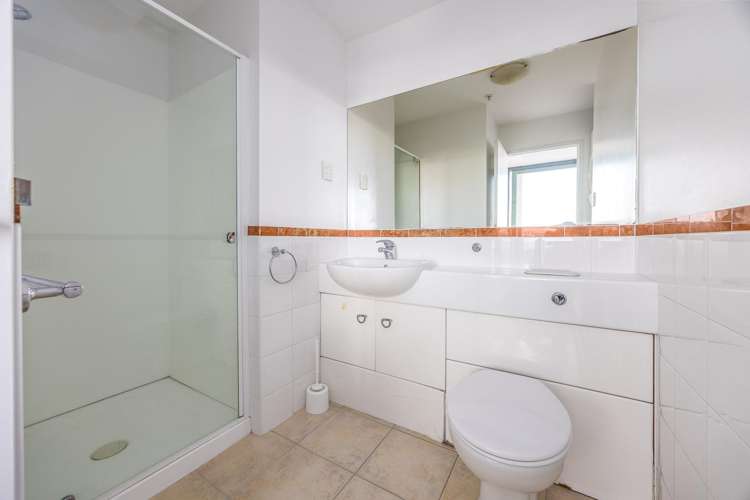 11K/14 Waterloo Quadrant Auckland Central_10
