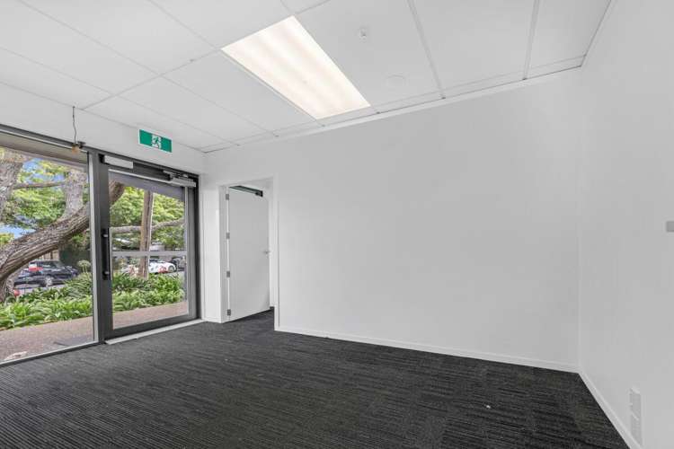 132 Hurstmere Road Takapuna_20