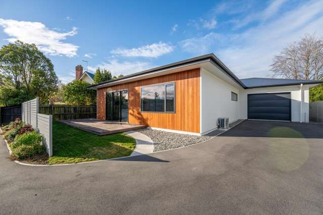 High-Spec In Highfield