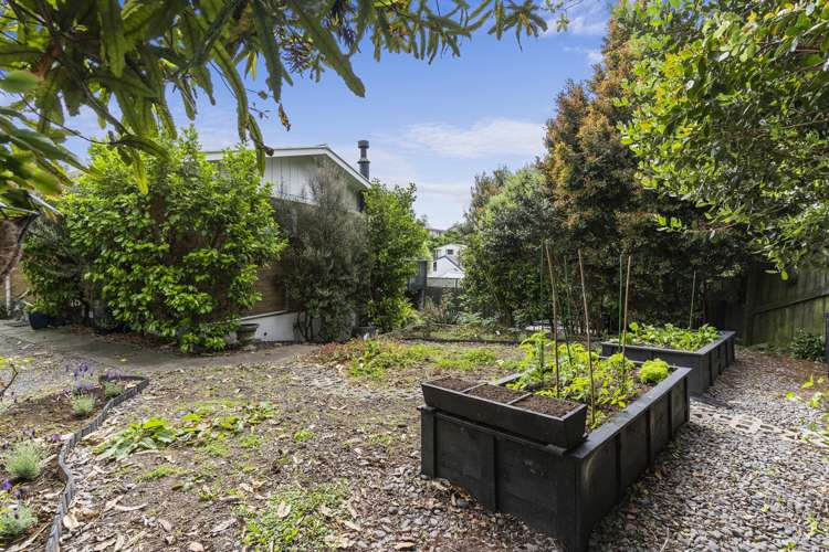 68 Coopers Road Gate Pa_17