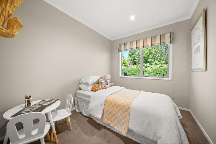 478 High Street South Carterton_15