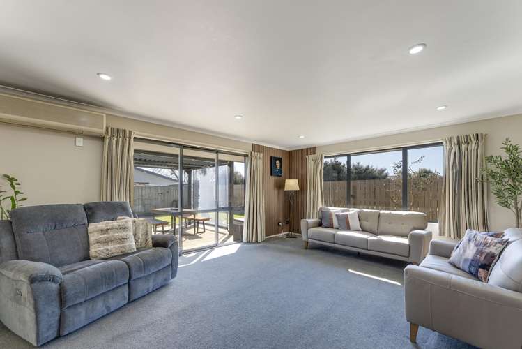 16 Monaco View Stoke_5