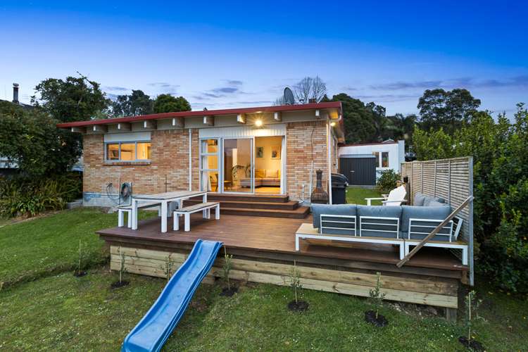 5 Kotinga Avenue Glen Eden_10