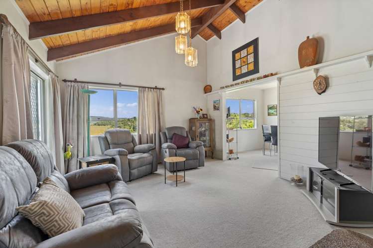 36 Raumati Crescent Onerahi_8