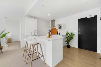 102/136 Stancombe Road_2