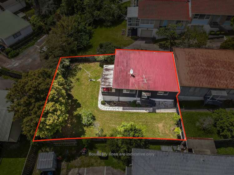 2/14 Downing Street Glenfield_10