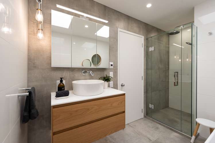 10/14 Harriett Street Thorndon_13