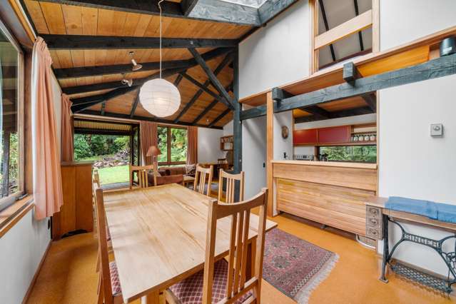 99 Elmslie Road Pinehaven_2