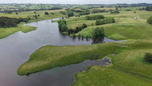 117ha Paparoa Finishing Farm