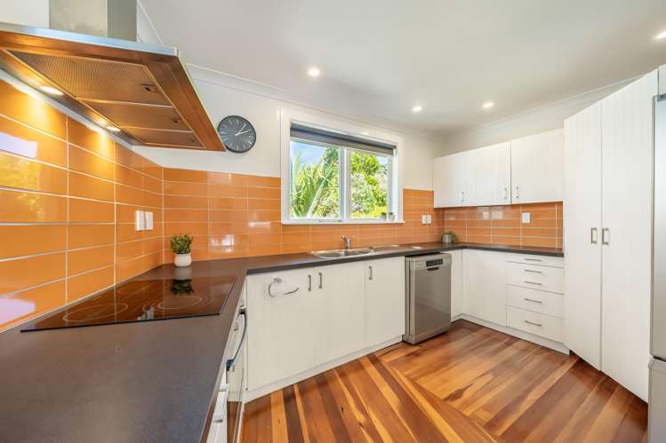 14 Kotipu Place Pukerua Bay_7